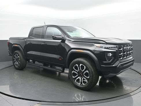 New 2026 GMC Canyon AT4 w/ Technology Plus Package AWD/4WD image 7