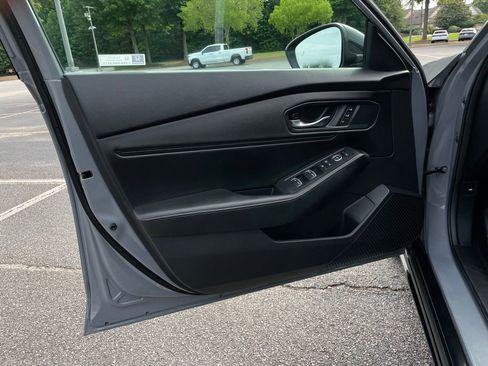 Used 2025 Honda Accord Sport image 24