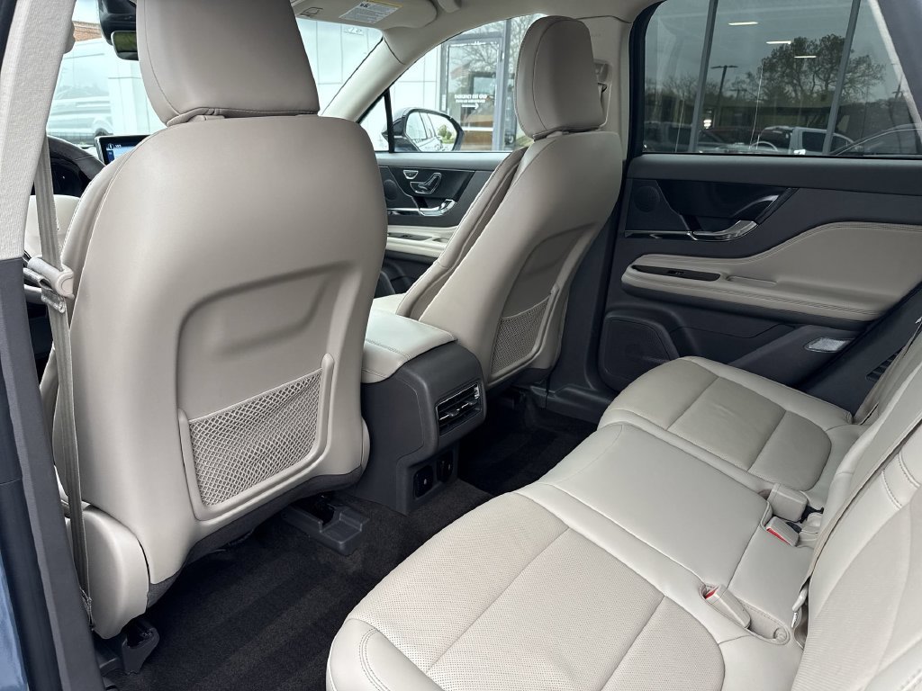 Certified 2023 Lincoln Corsair Reserve w/ Equipment Group 201A AWD/4WD image 27