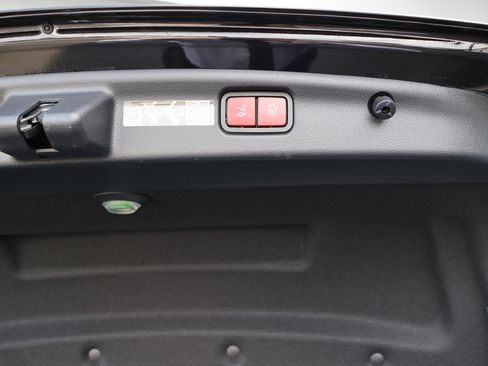 Certified 2025 Mercedes-Benz C 300 Sedan image 22