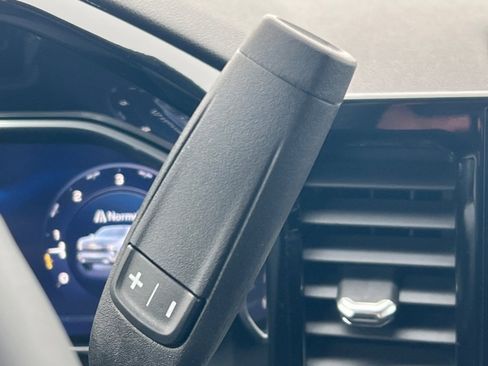 New 2026 Chevrolet Silverado 1500 LT image 18