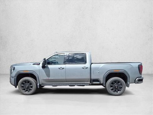 Used 2024 GMC Sierra 2500 AT4 w/ AT4 Premium Plus Package AWD/4WD image 8