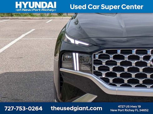 Certified 2023 Hyundai Santa Fe Limited image 9