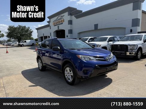 Used 2014 Toyota RAV4 LE FWD image 1