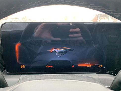 Used 2025 Ford Mustang GT Premium w/ GT Performance Package image 5