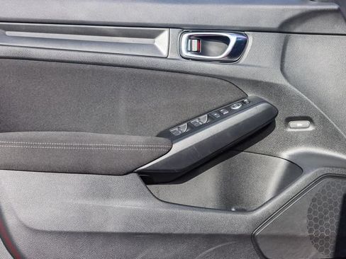 Used 2025 Honda Civic Sport image 23