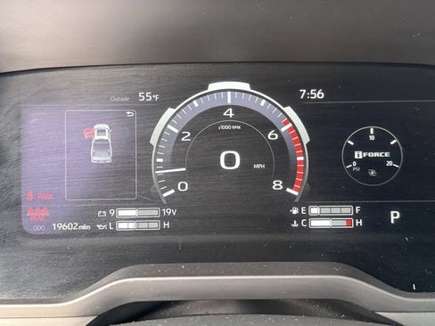 Used 2024 Toyota Tundra Platinum image 24