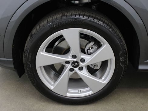 New 2025 Audi Q5 Premium Plus image 28