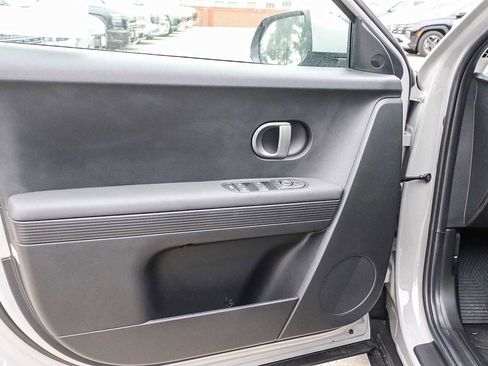 New 2026 Hyundai Ioniq 5 SEL image 21