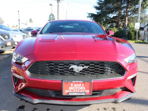 Used 2018 Ford Mustang Coupe w/ Equipment Group 101A image 2