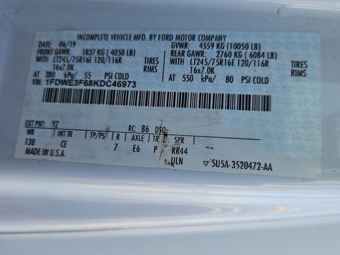 Used 2019 Ford E-350 and Econoline 350 Super Duty w/ Power Windows & Locks Group image 24