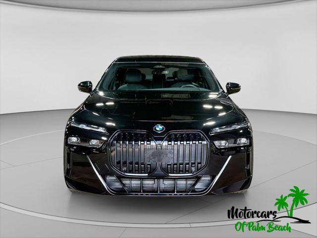 Used 2024 BMW 760i xDrive w/ Executive Package AWD/4WD image 8