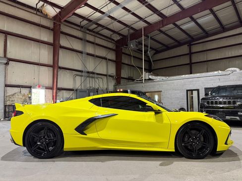 Used 2020 Chevrolet Corvette Stingray Premium Cpe w/ 3LT Preferred Equipment Group RWD image 13