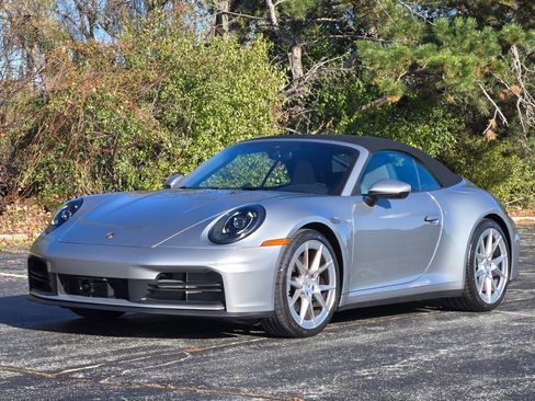 Used 2025 Porsche 911 Carrera image 39