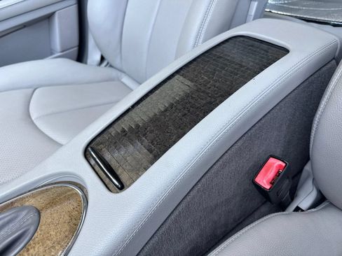 Used 2008 Mercedes-Benz E 350 Sedan image 25