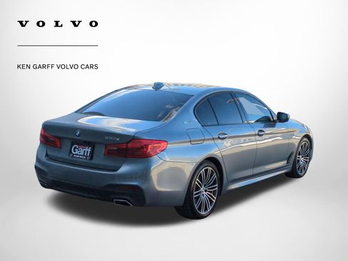 Used 2019 BMW 530e xDrive w/ M Sport Package image 3