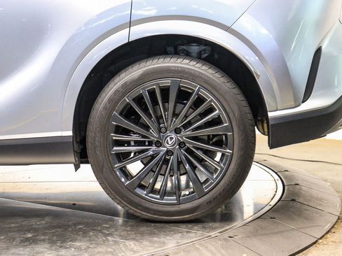 Used 2024 Lexus RX 350 Premium w/ Convenience Package FWD image 10