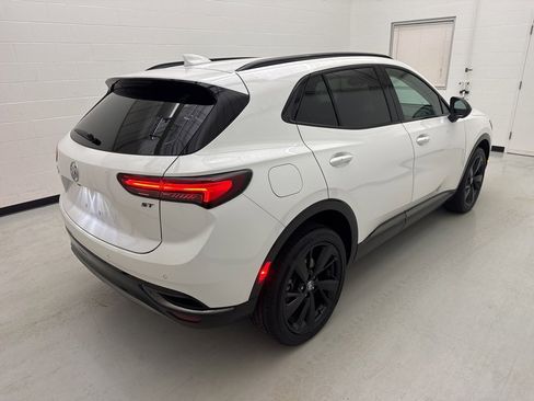 Used 2022 Buick Envision Essence w/ Technology Package I image 9