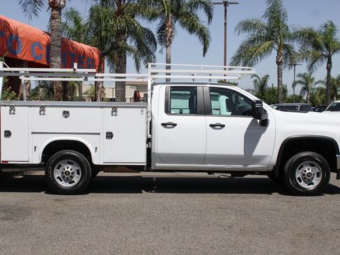 Used 2021 Chevrolet Silverado 2500 W/T w/ WT Fleet Convenience Package image 10