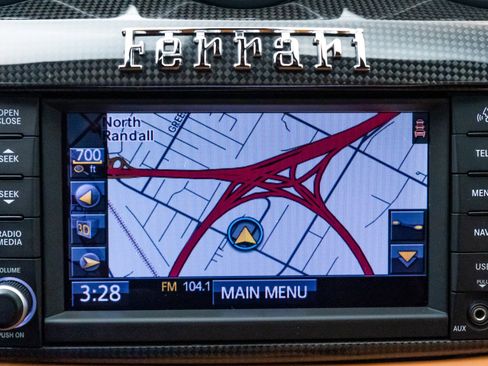 Used 2014 Ferrari FF image 17