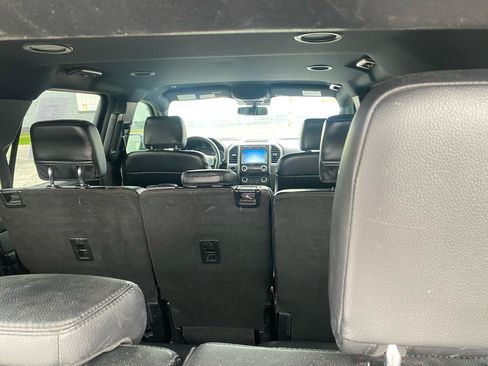 Used 2019 Ford Expedition XLT w/ Equipment Group 202A AWD/4WD image 11