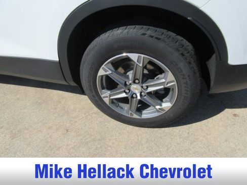 Used 2024 Chevrolet Blazer LT w/ LPO, Floor Liner Package FWD image 5