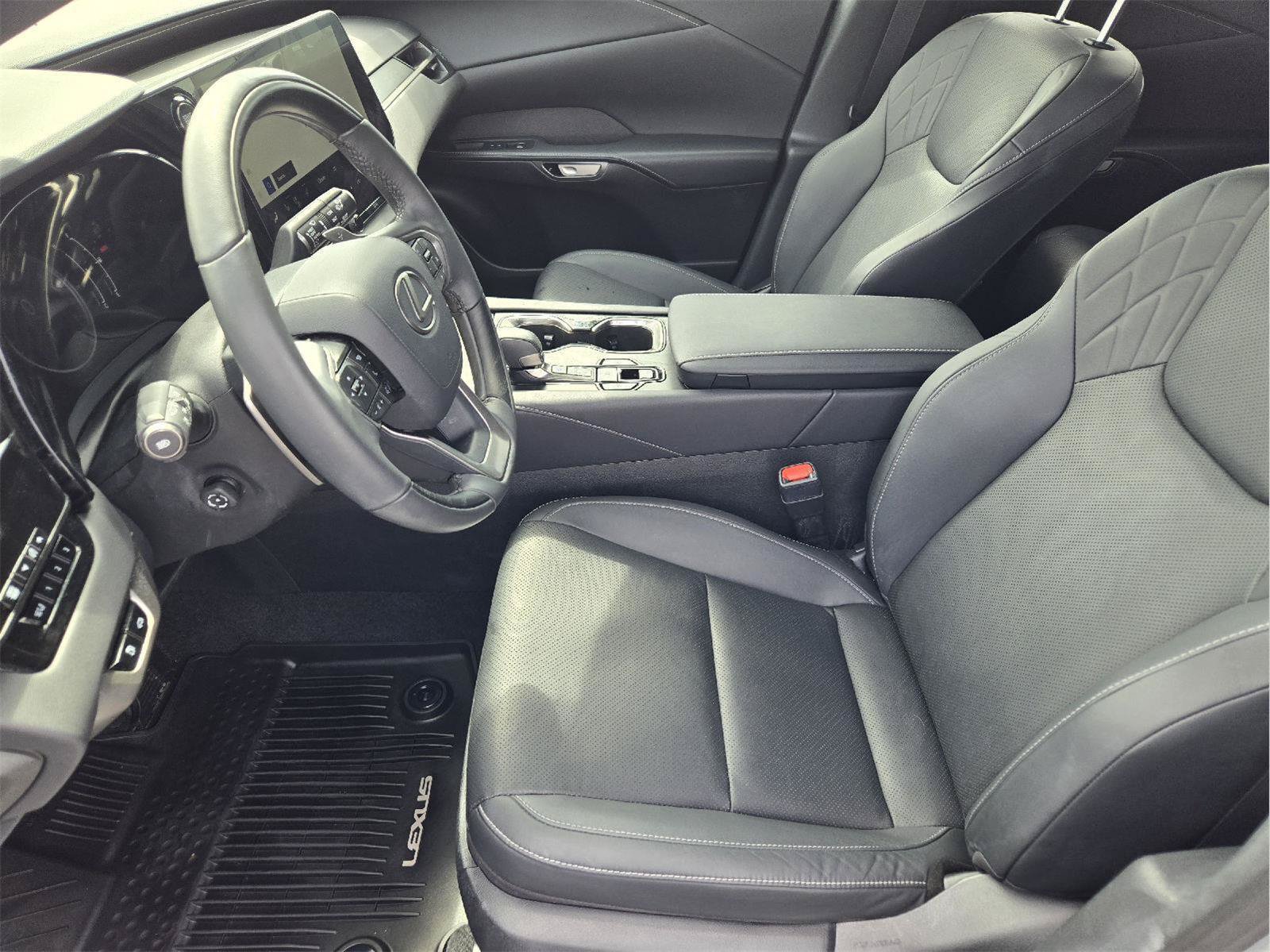 Used 2023 Lexus RX 350 Premium w/ Cold Area Package FWD image 11