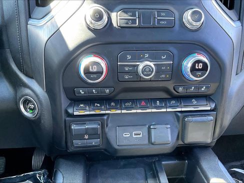 Used 2020 GMC Sierra 1500 Denali w/ Denali Premium Package image 31