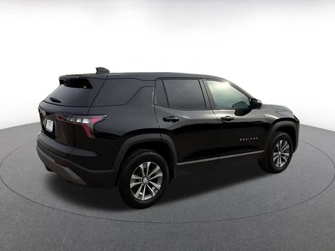 Used 2025 Chevrolet Equinox LT image 14