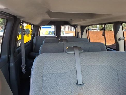 Used 2025 Chevrolet Express 3500 LS image 7