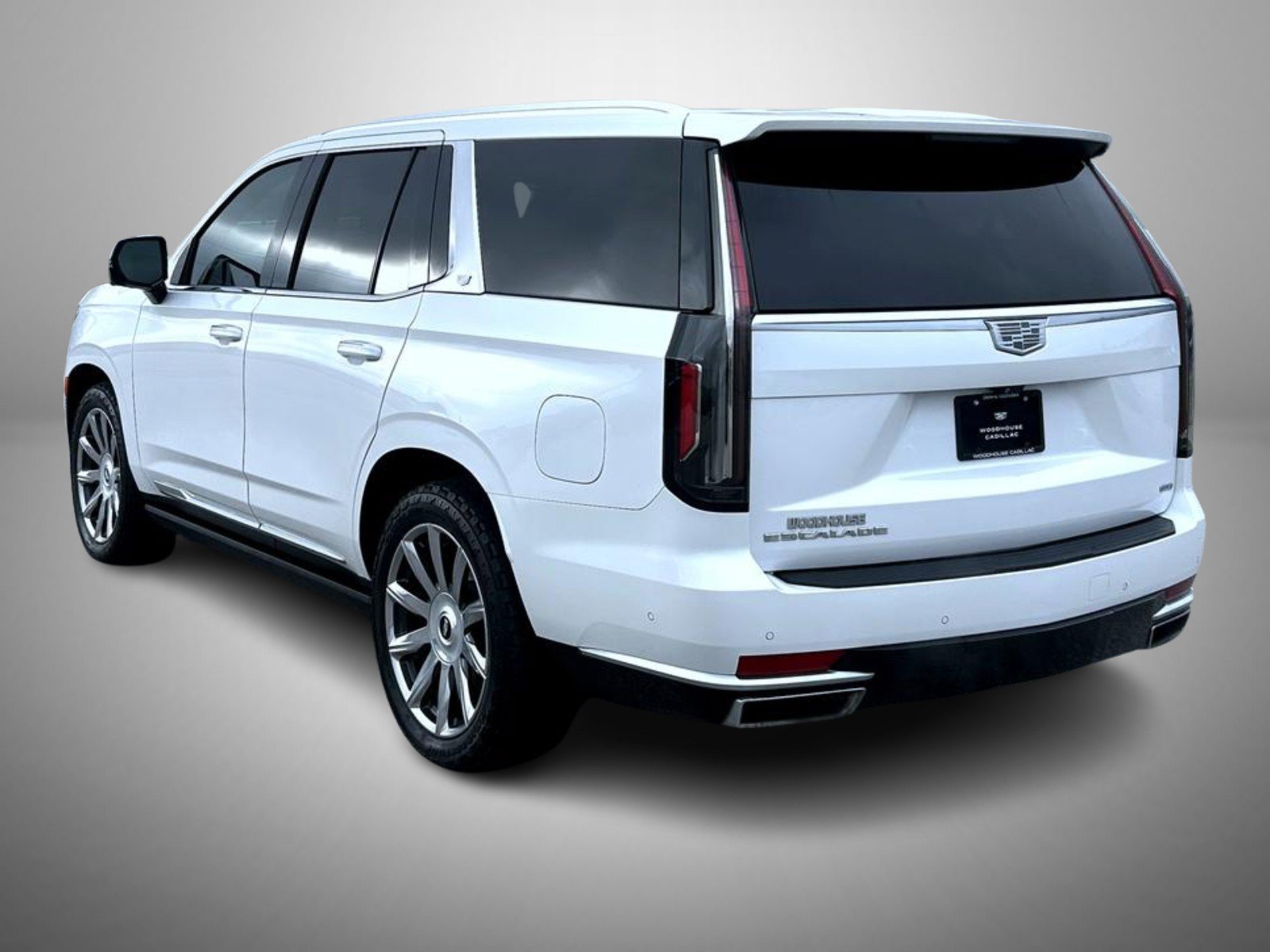 Used 2021 Cadillac Escalade Premium Luxury Platinum w/ Heavy-Duty Trailer Package AWD/4WD image 7