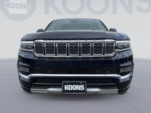 Used 2024 Jeep Grand Wagoneer Series III image 11