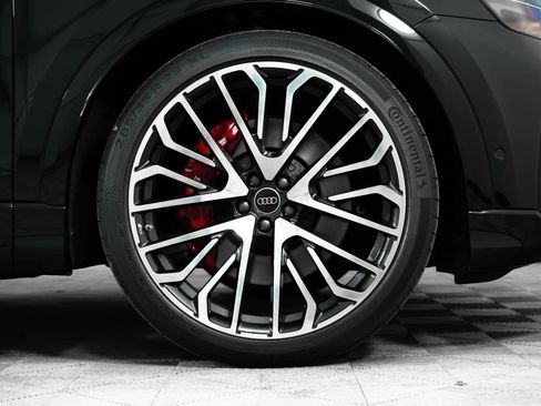 New 2026 Audi SQ8 Prestige image 9