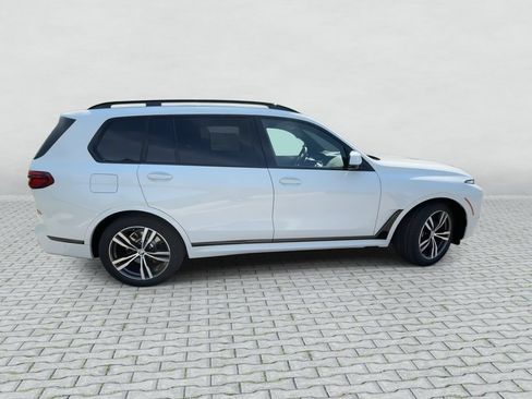 Used 2027 BMW X7 xDrive40i w/ M Sport Package AWD/4WD image 9