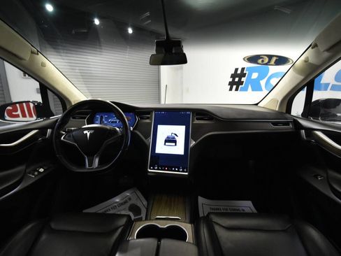 Used 2016 Tesla Model X 90D image 18