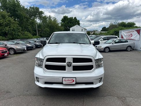 Used 2018 RAM 1500 Express w/ Express Value Package AWD/4WD image 2