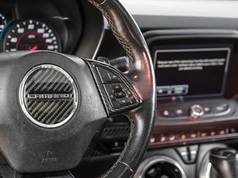 Used 2016 Chevrolet Camaro SS image 15