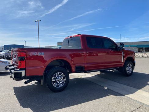 Used 2024 Ford F250 Lariat w/ FX4 Off-Road Package image 24