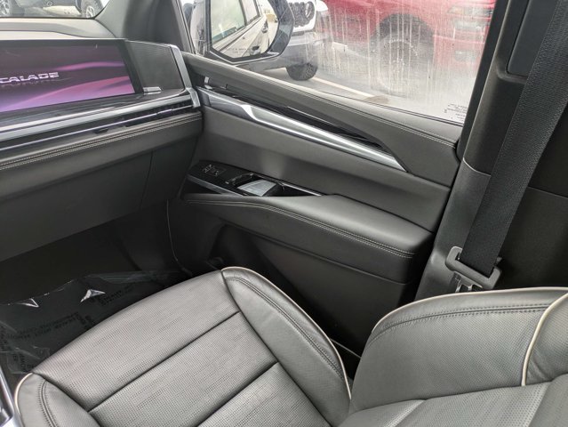Used 2025 Cadillac Escalade ESV Sport w/ Touring Package RWD image 19