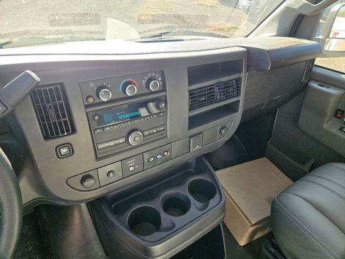 New 2025 Chevrolet Express 3500 w/ Power Convenience Package image 23