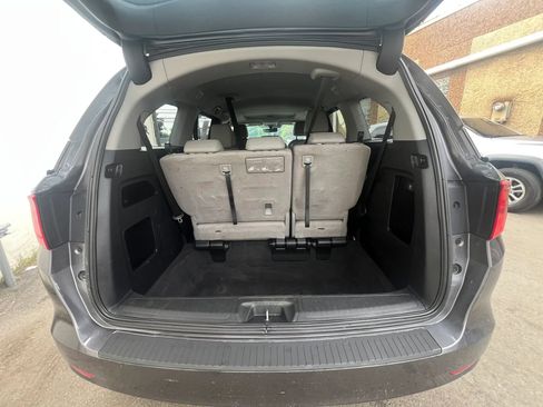 Used 2018 Honda Odyssey EX-L image 9