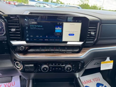 Certified 2024 Chevrolet Silverado 1500 LT Trail Boss w/ Convenience Package II image 23