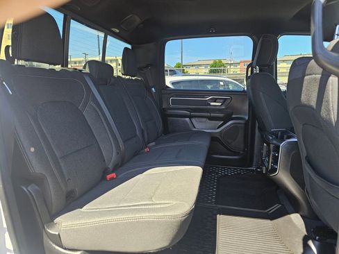 Used 2019 RAM 1500 Big Horn AWD/4WD image 13