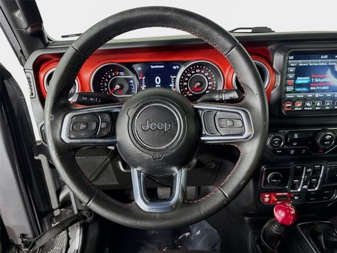 Used 2018 Jeep Wrangler Unlimited Rubicon AWD/4WD image 13