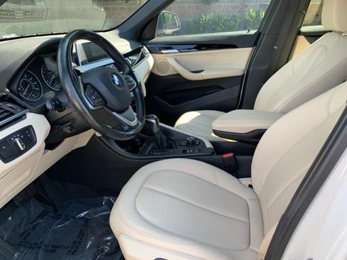 Used 2018 BMW X1 sDrive28i FWD image 12