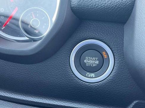 New 2026 RAM 1500 Laramie AWD/4WD image 30