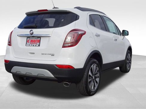 Used 2021 Buick Encore Preferred image 3