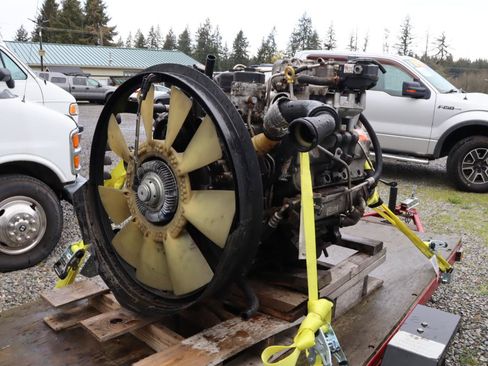 Used 2009 Ford F550 4x4 Crew Cab Super Duty image 18