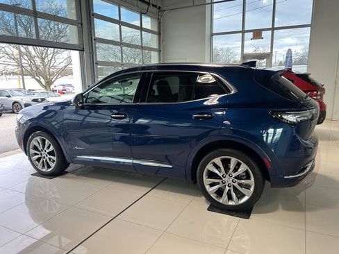 Used 2022 Buick Envision Avenir w/ Technology Package II image 12