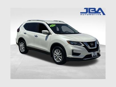 Used 2018 Nissan Rogue SV